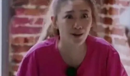 杨幂魏大勋吃瓜爆料,甜蜜同框引网友热议